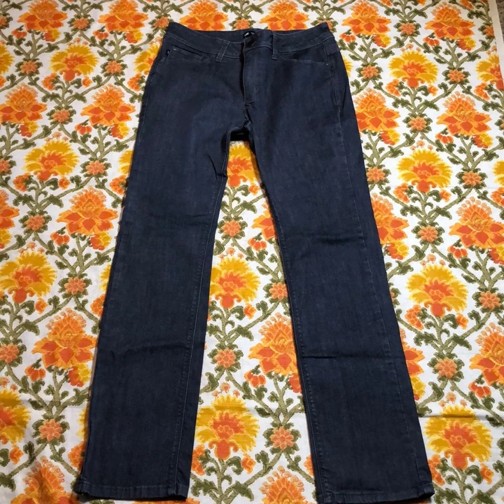 Lee Perfect Fit Gray Jean size 10M
